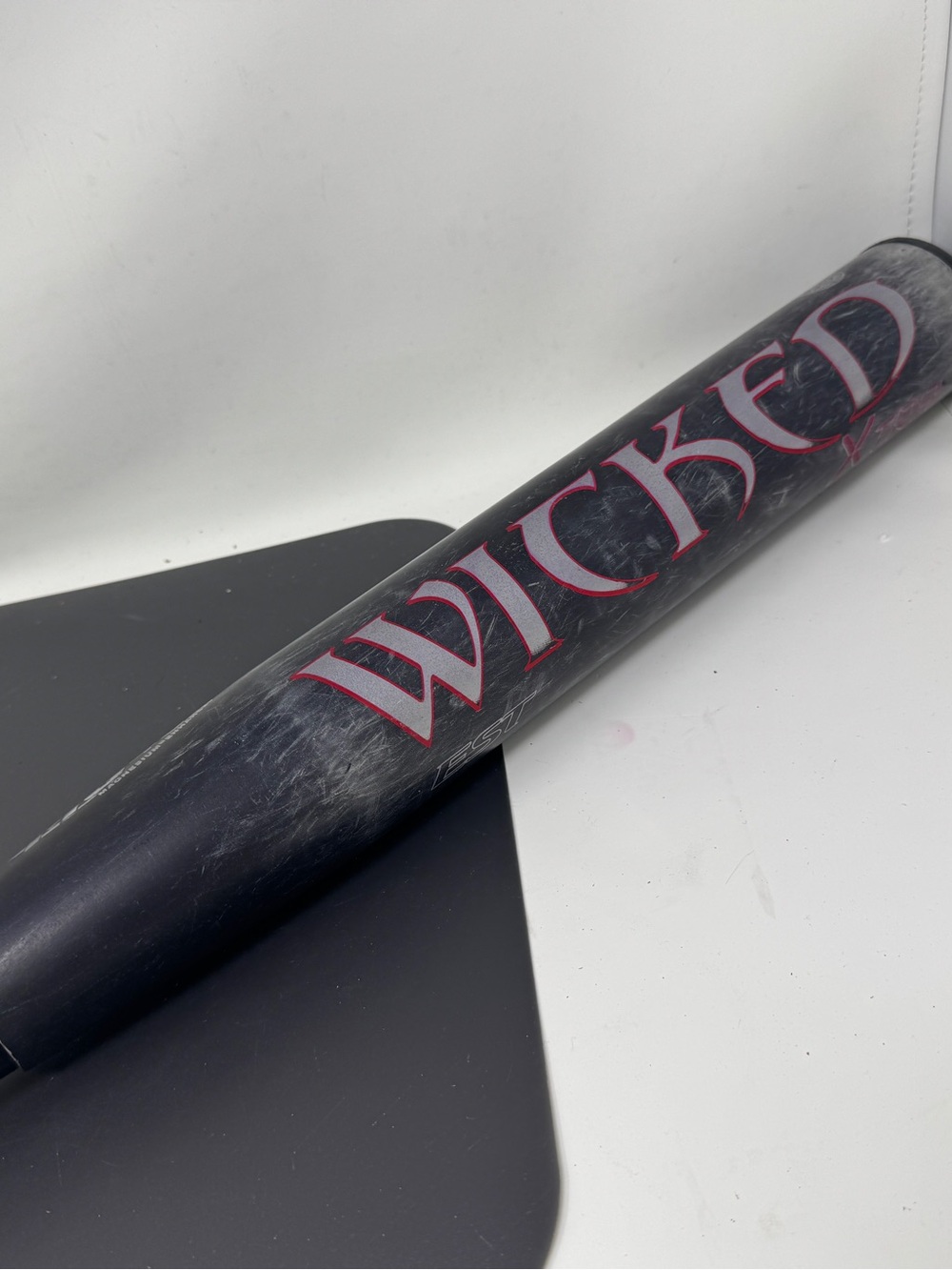 Worth WICKED MG46 Mod XWICKX 34 27 Softball Bat